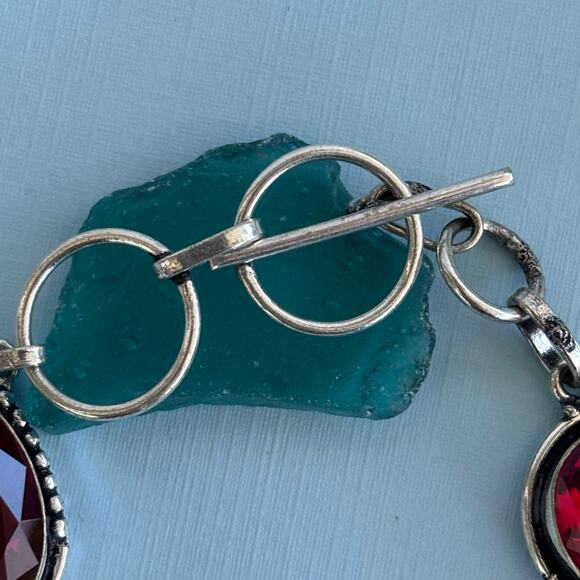 925 Sterling Teardrop Faceted Garnet Bracelet 8" - Picture 5 of 6